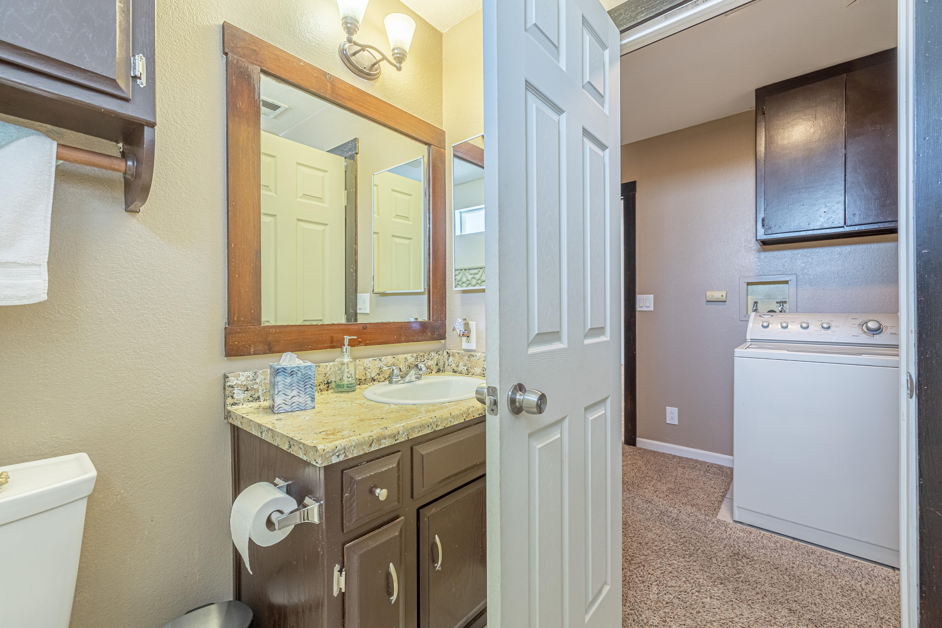 30501 South Lower Valley Road Tehachapi, CA 93561 - Photo 18 of 32 JMY_8259-HDR