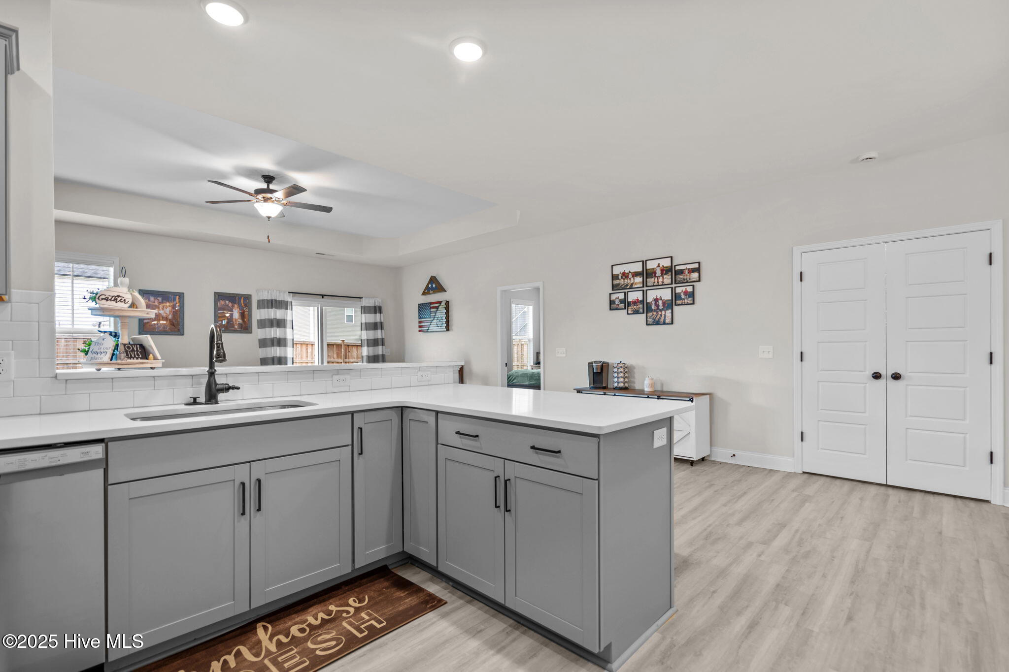 3990 Eclipse Avenue Leland, NC 28451 - Photo 12 of 34 11-kitchen_to_primary