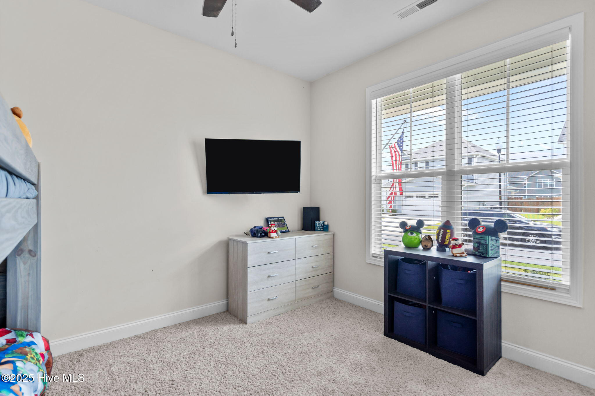 3990 Eclipse Avenue Leland, NC 28451 - Photo 19 of 34 16-3rd_bedroom_window