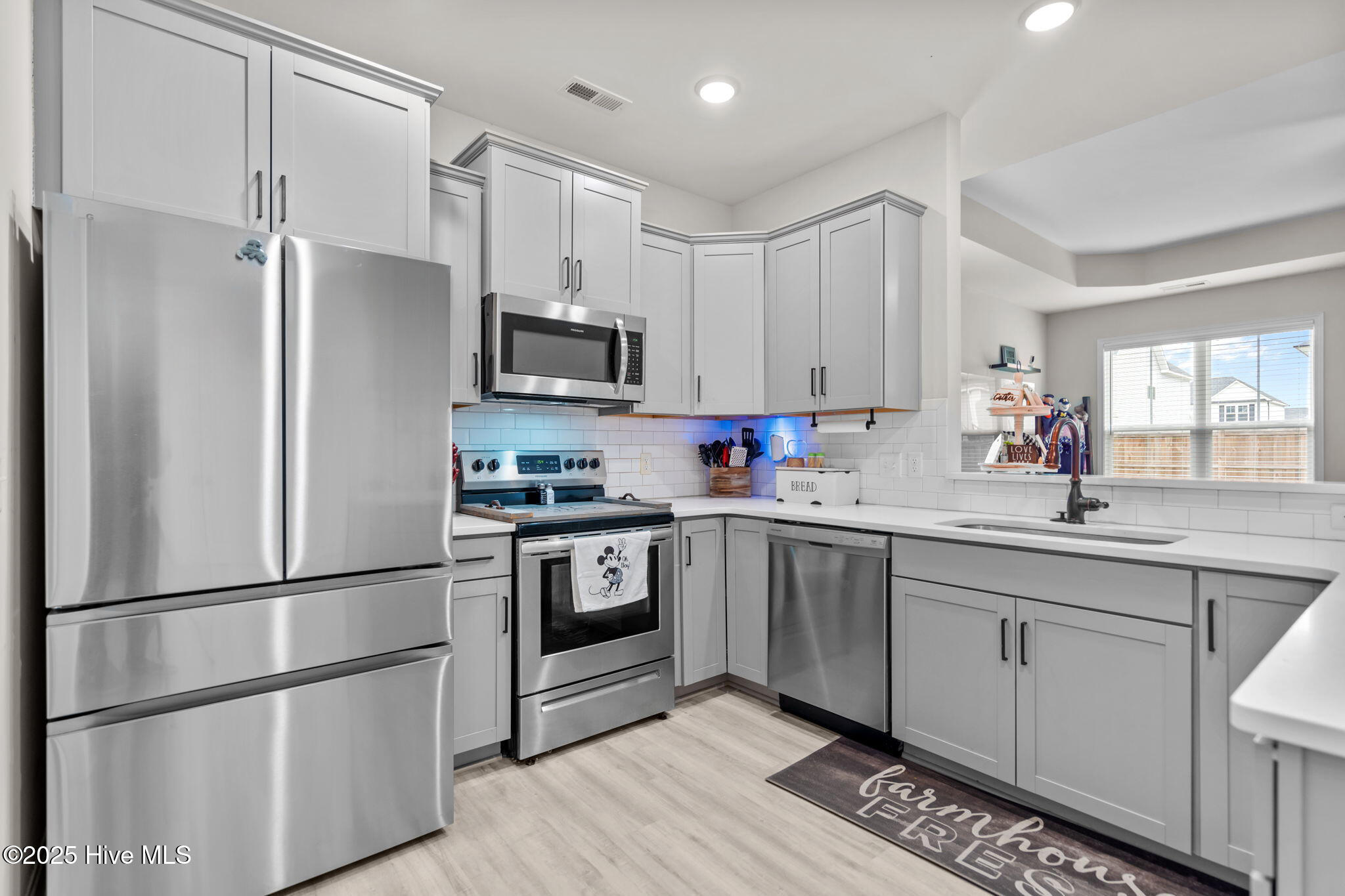 3990 Eclipse Avenue Leland, NC 28451 - Photo 4 of 34 4-kitchen