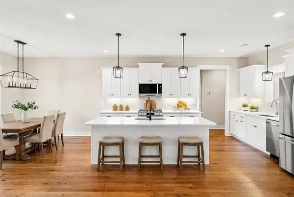 $799,998 | 494 Quiet Pne Road, Seneca, SC 29672