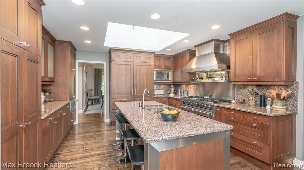 4431 Dow Ridge Road West Bloomfield, MI 48324 - Photo 10 of 52
