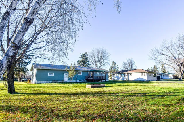 $219,900 | 302 Sherwood Avenue North, Thief River Falls, MN 56701