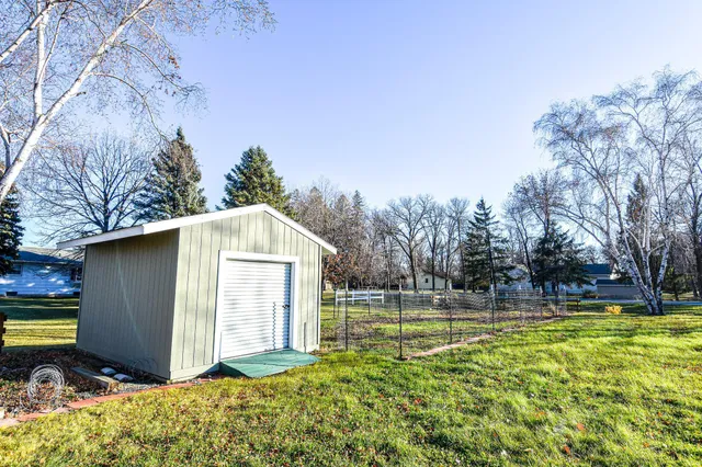 $219,900 | 302 Sherwood Avenue North, Thief River Falls, MN 56701