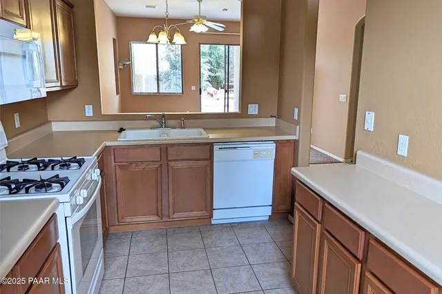 $2,050 | 5361 North Bremont Way, Prescott Valley, AZ 86314