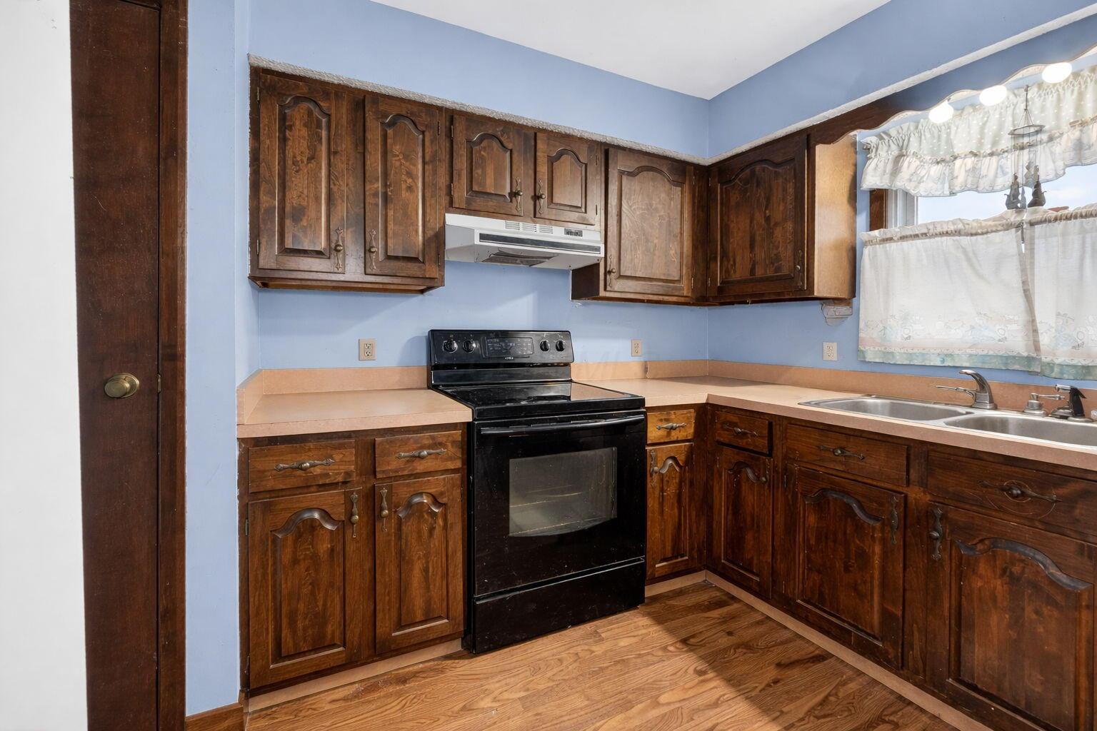 9600 Tarlton Road Southwest Stoutsville, OH 43154 - Photo 27 of 52 9600 Tralton (Empty Interior)-4