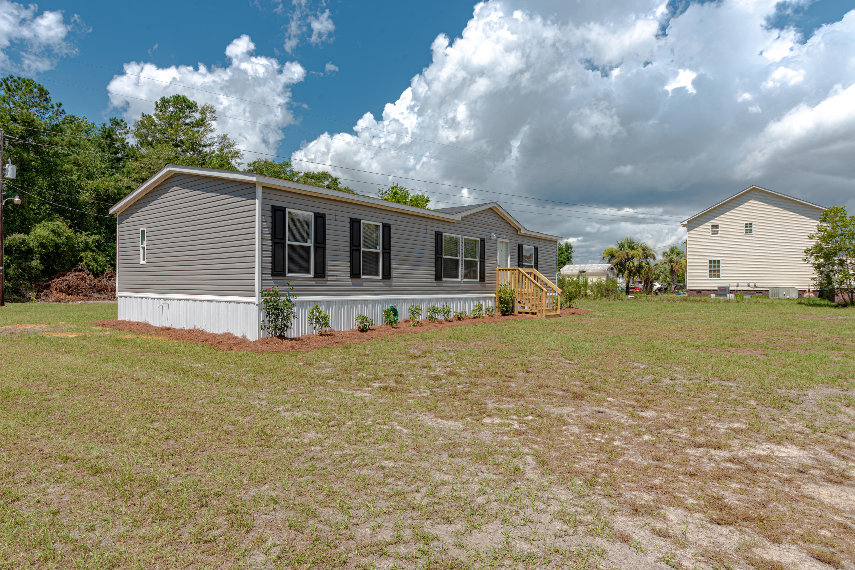 873 Phillips Road Walterboro, SC 29488 - Photo 3 of 28 873 Phillips Road