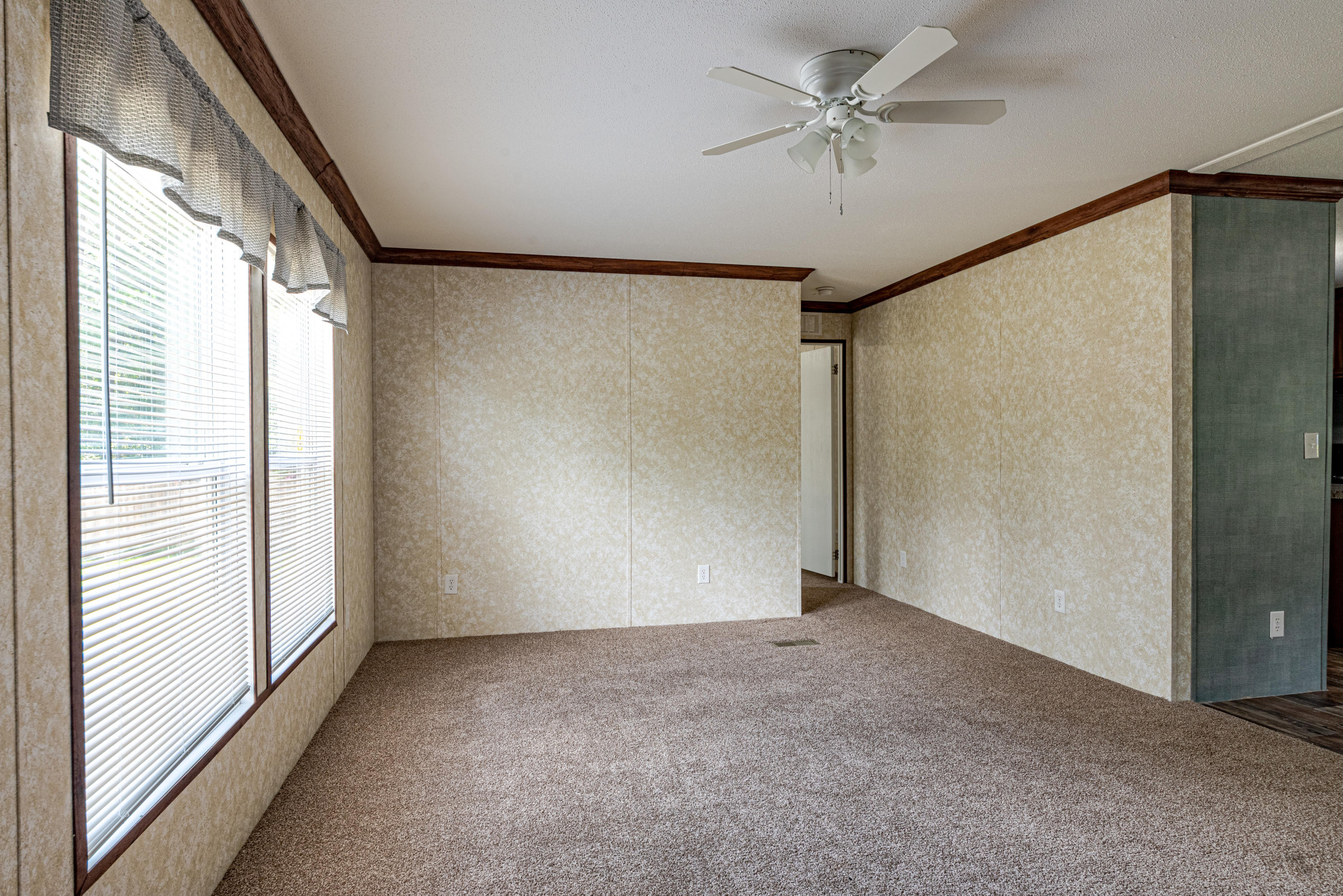 873 Phillips Road Walterboro, SC 29488 - Photo 5 of 28 873 Phillips Road