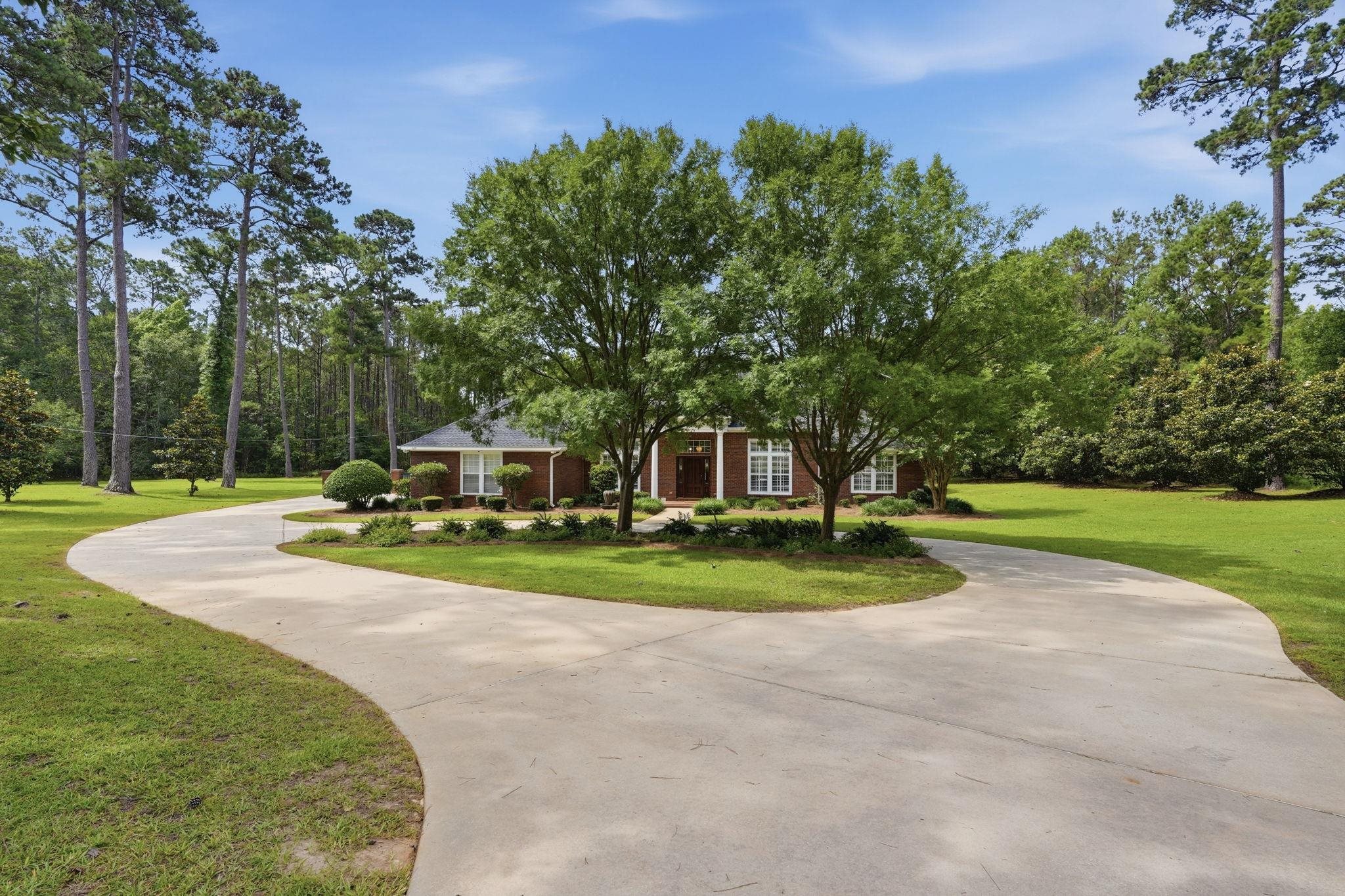 1119 Bannerman Road Tallahassee, FL 32312 - Photo 2 of 67