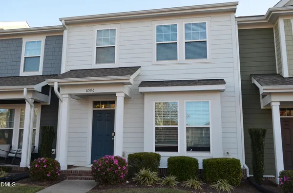 $2,100 | 6506 Perry Creek Road, Unit 1103, Raleigh, NC 27616
