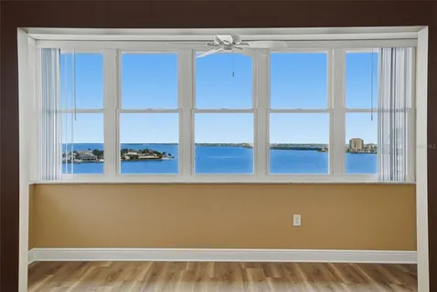 $325,000 | 5108 Brittany Drive South, Unit 1006, St. Petersburg, FL 33715