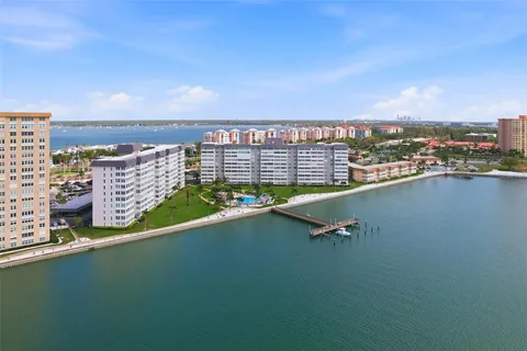 $325,000 | 5108 Brittany Drive South, Unit 1006, St. Petersburg, FL 33715