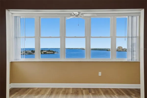 $315,000 | 5108 Brittany Drive South, Unit 1006, St. Petersburg, FL 33715