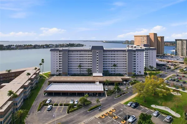 $315,000 | 5108 Brittany Drive South, Unit 1006, St. Petersburg, FL 33715