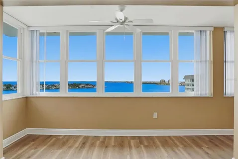 $325,000 | 5108 Brittany Drive South, Unit 1006, St. Petersburg, FL 33715