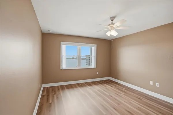 $315,000 | 5108 Brittany Drive South, Unit 1006, St. Petersburg, FL 33715