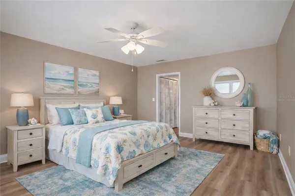 $315,000 | 5108 Brittany Drive South, Unit 1006, St. Petersburg, FL 33715