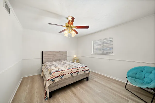 $279,000 | 31 Dolphin Street, Bayou Vista, TX 77563