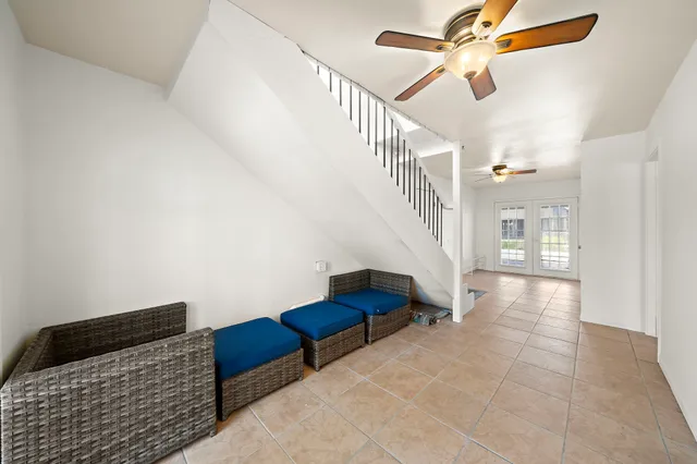 $279,000 | 31 Dolphin Street, Bayou Vista, TX 77563