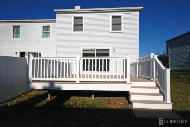 $3,300 | 7 Gardenia Court, Sayreville, NJ 08872
