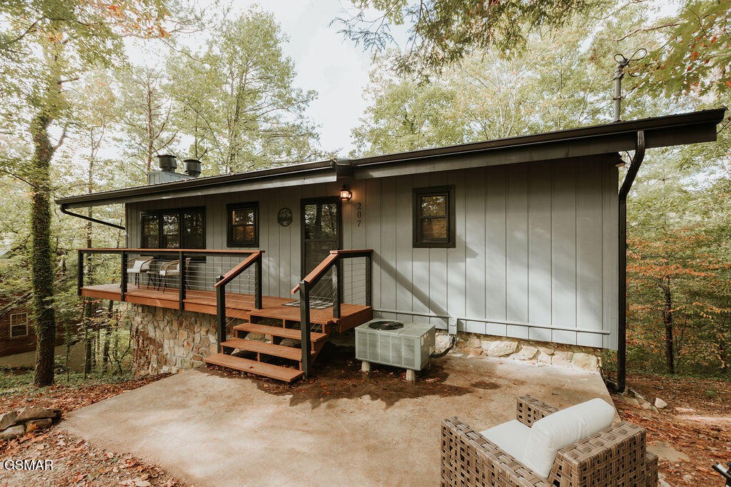 207 Cutter Gap Road Townsend, TN 37882 - Photo 1 of 42 Gallery Image 1
