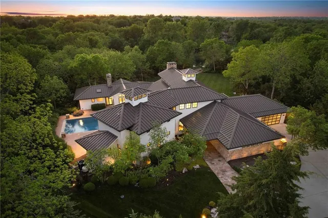 $3,100,000 | 10625 West 192nd Place, Overland Park, KS 66083