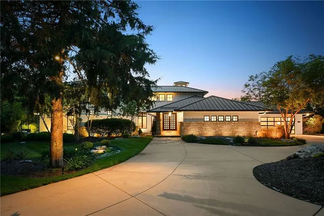 $3,100,000 | 10625 West 192nd Place, Overland Park, KS 66083