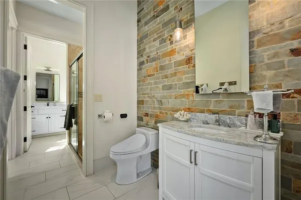 $3,100,000 | 10625 West 192nd Place, Overland Park, KS 66083