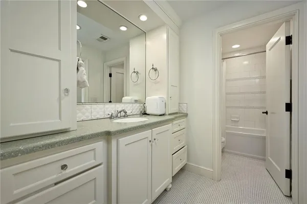 $3,100,000 | 10625 West 192nd Place, Overland Park, KS 66083