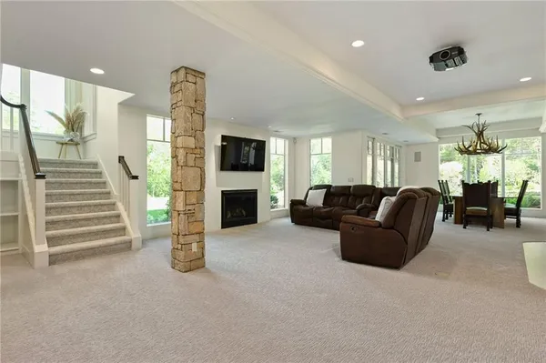 $3,100,000 | 10625 West 192nd Place, Overland Park, KS 66083