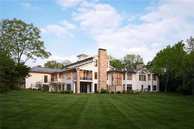$3,100,000 | 10625 West 192nd Place, Overland Park, KS 66083