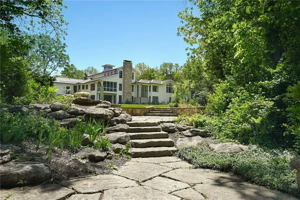 $3,100,000 | 10625 West 192nd Place, Overland Park, KS 66083