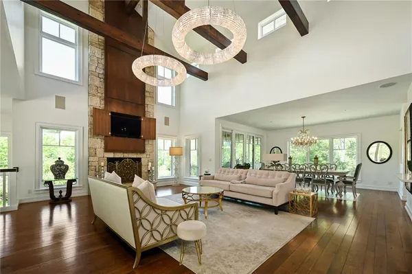 $3,100,000 | 10625 West 192nd Place, Overland Park, KS 66083