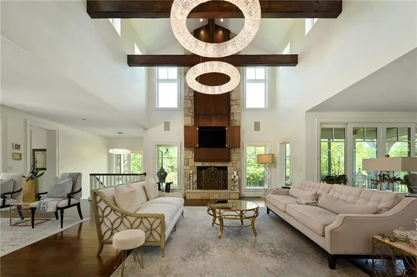 $3,100,000 | 10625 West 192nd Place, Overland Park, KS 66083