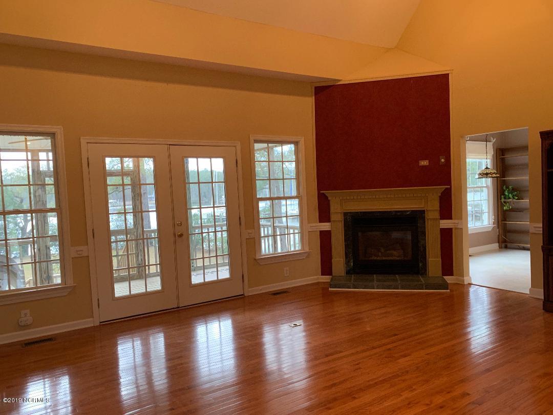 36 Old Lupton Road Merritt, NC 28556 - Photo 7 of 17 Living room