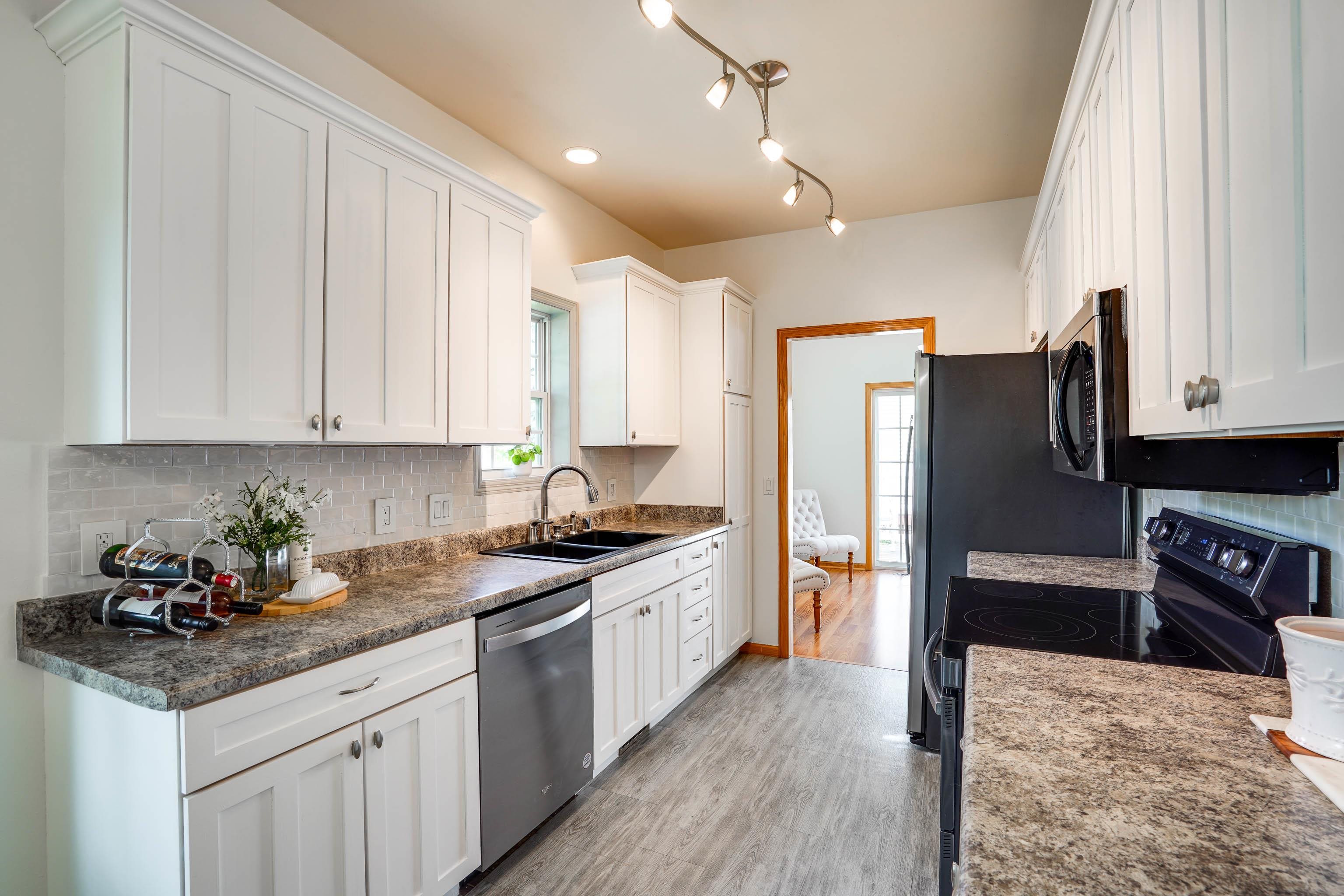 3833 Maple Grove Drive Madison, WI 53719 - Photo 17 of 51