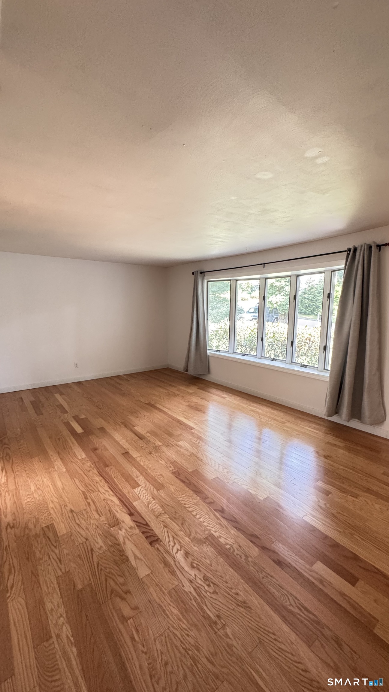 8 Midwood Road Norwalk, CT 06851 - Photo 16 of 23