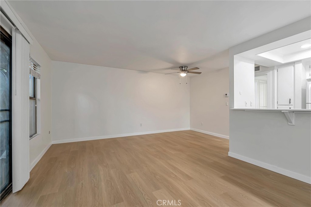 7304 Corbin Avenue, Unit J Reseda, CA 91335 - Photo 2 of 34