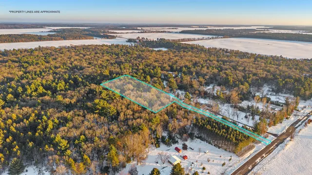 $65,000 | 3258 8th Avenue, Wisconsin Dells, WI 53965