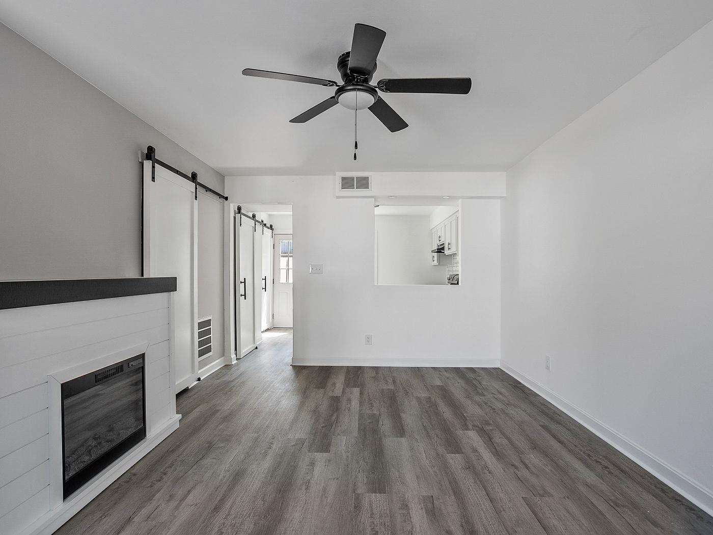1434 Dover Road, Unit C Spartanburg, SC 29301 - Photo 5 of 26 Gallery Image 5