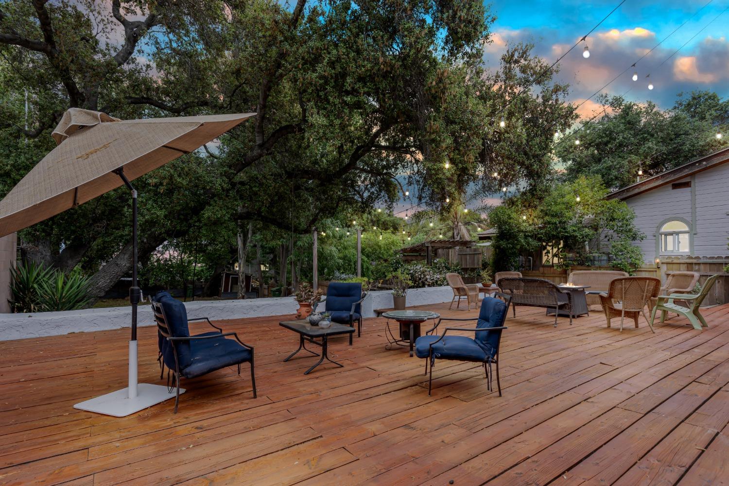 232 Prospect Street Oak View, CA 93022 - Photo 24 of 33 a view of a terrace with sitting area