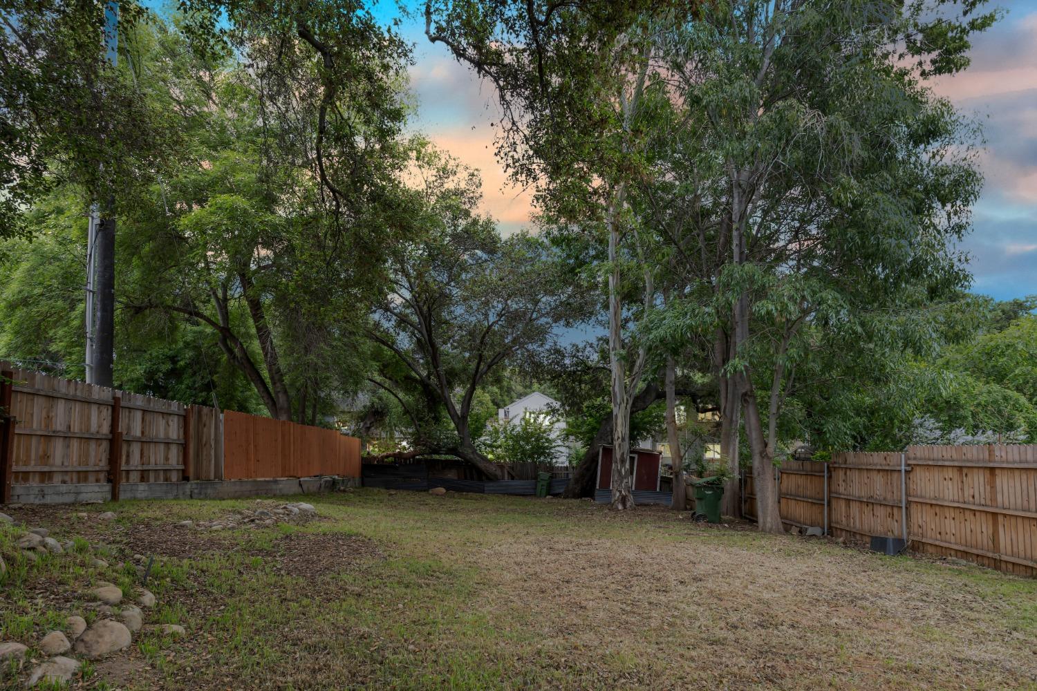 232 Prospect Street Oak View, CA 93022 - Photo 29 of 33 a view of backyard with green space
