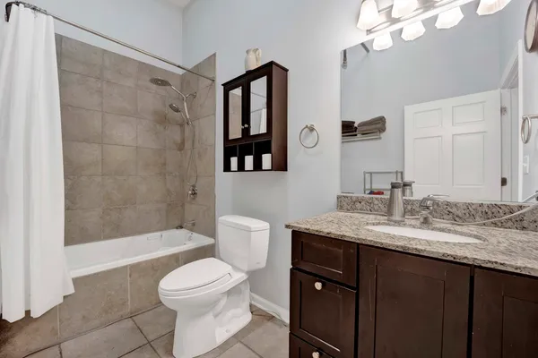$4,100 | 1516 South Wabash Avenue, Unit 1102, Chicago, IL 60605