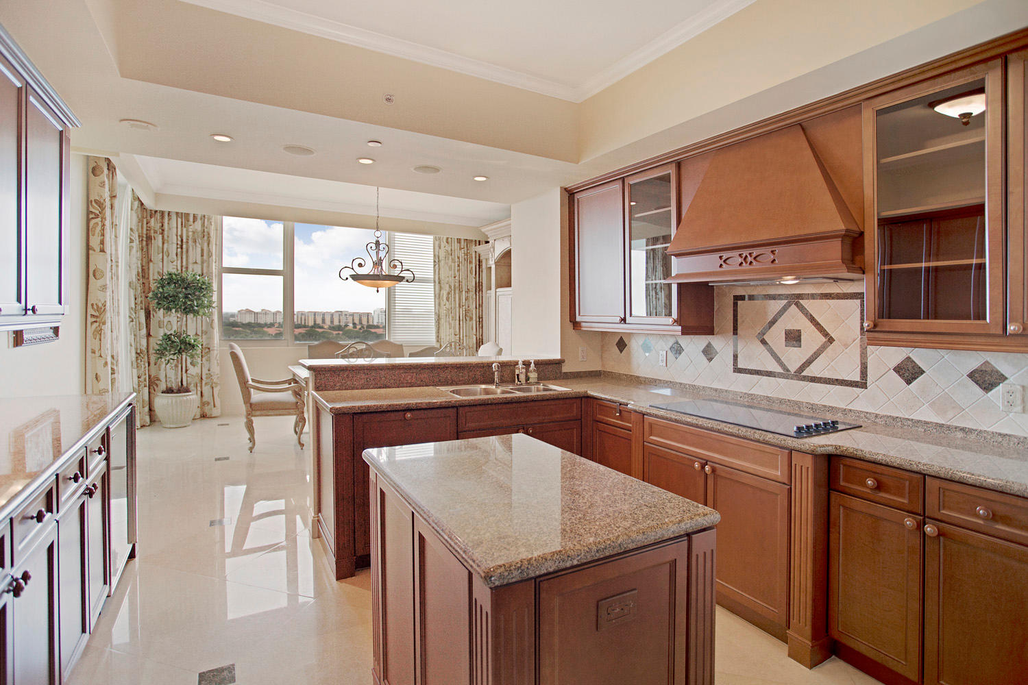 450 Southeast 5th Avenue, Unit 1101N Boca Raton, FL 33432 - Photo 7 of 26 Kitchen