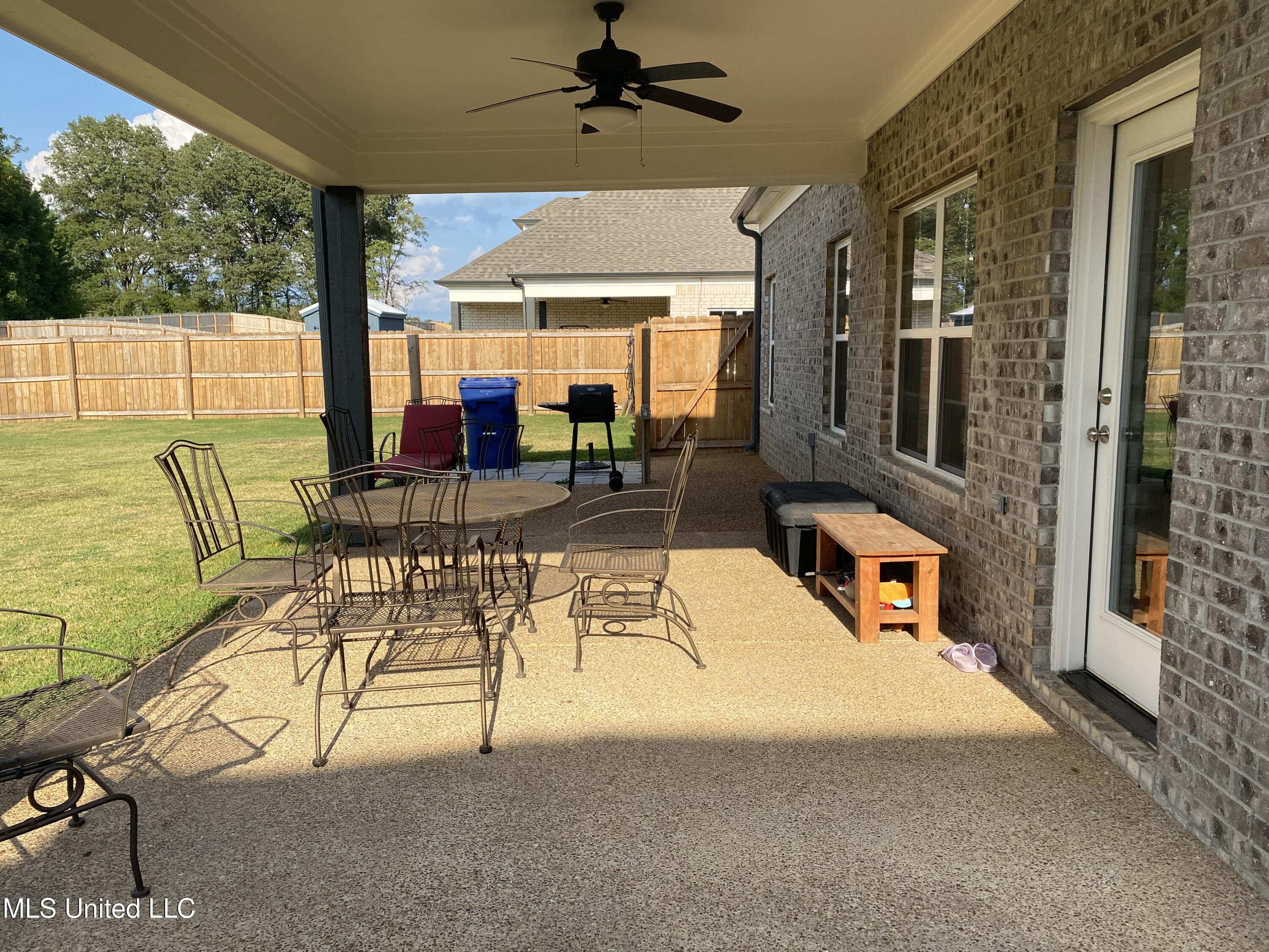 7414 Crosswinds Boulevard Hernando, MS 38632 - Photo 25 of 28 late afternoon sun