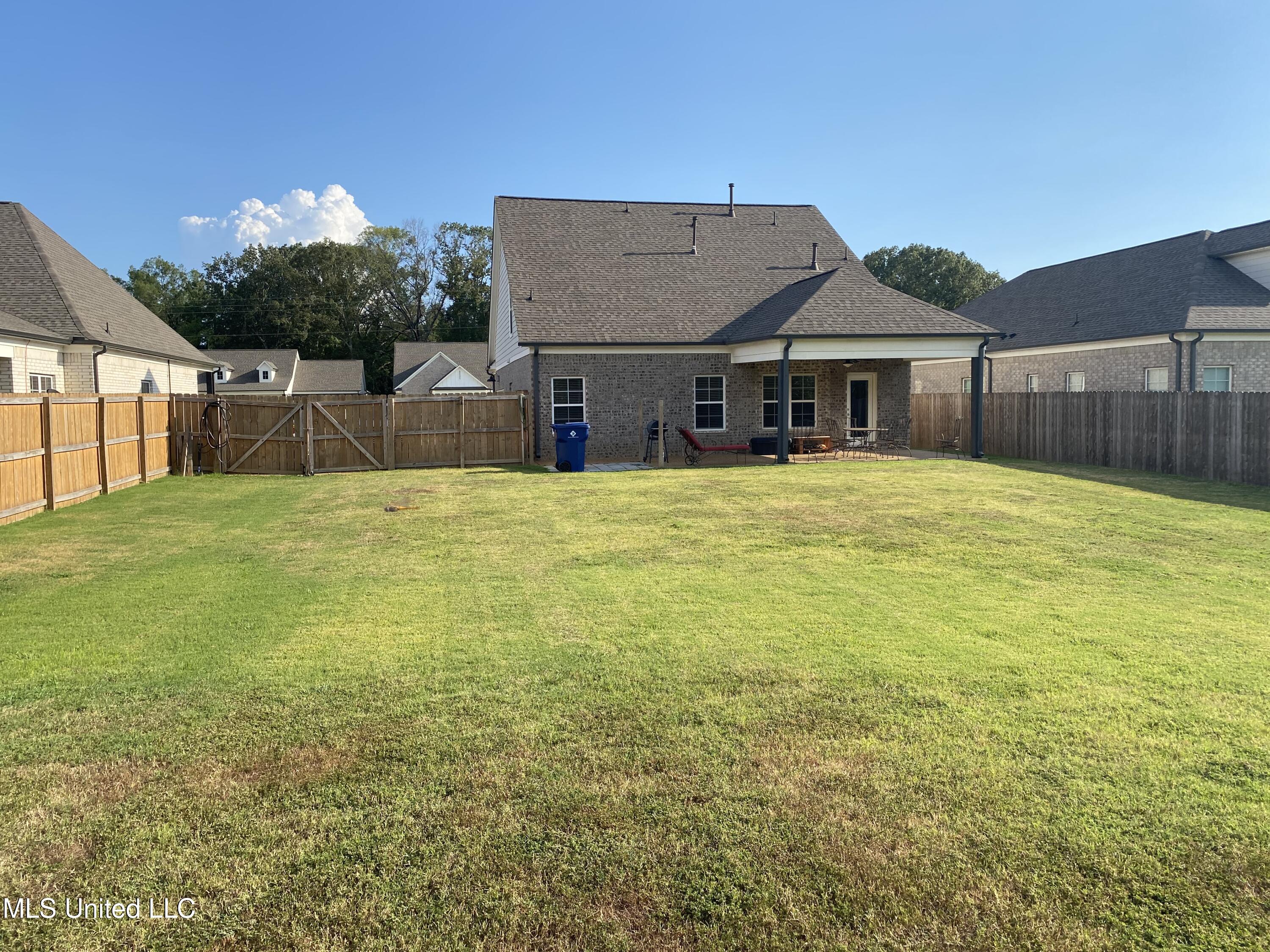 7414 Crosswinds Boulevard Hernando, MS 38632 - Photo 26 of 28 double gate