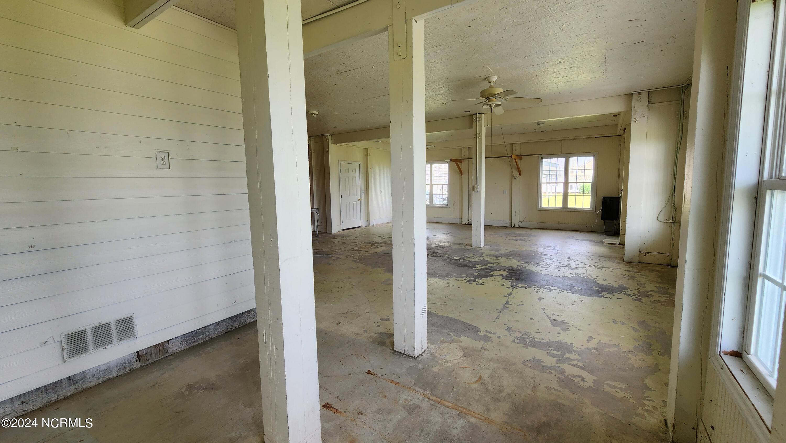 310 Harbour Point Road Beaufort, NC 28516 - Photo 46 of 65 20240628_155130