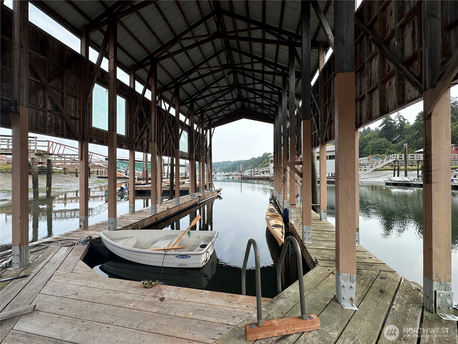 8121 Sandy Hook Terrace Clinton, WA 98236 - Photo 32 of 40 a view of balcony with furniture