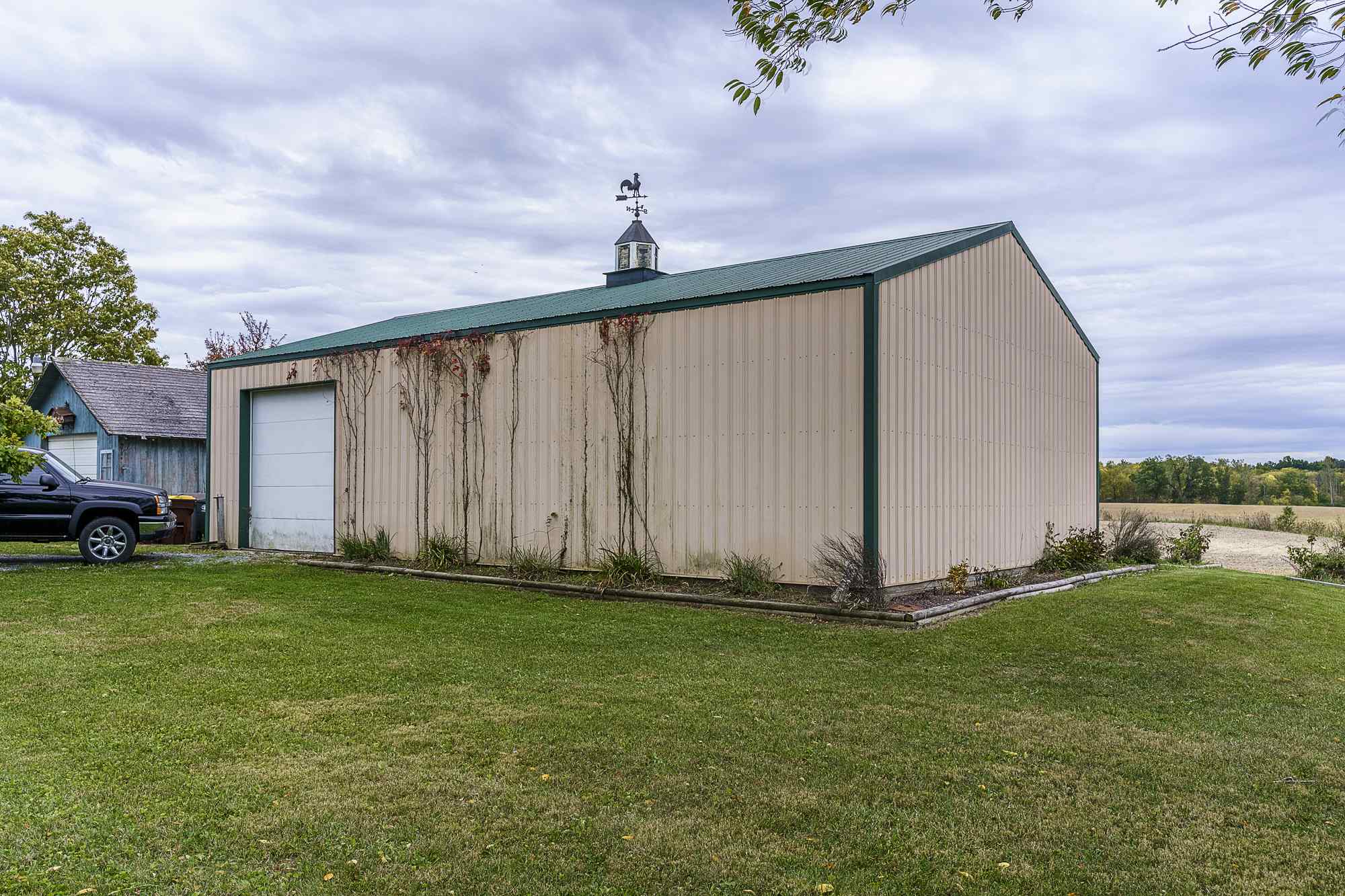 5624 Maples Road Fort Wayne, IN 46816 - Photo 4 of 36