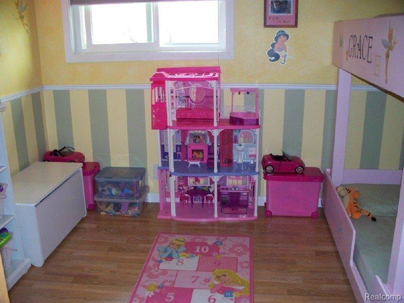 3812 East Erie Road Erie, MI 48133 - Photo 9 of 9 erie bed 2.jpg